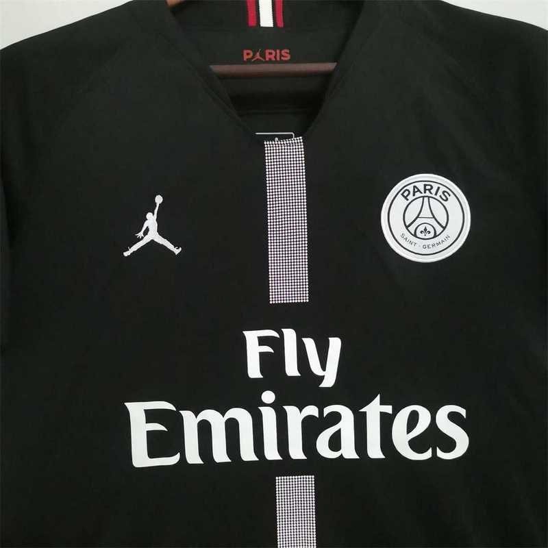 PSG 18-19 Jordan Noir Rétro